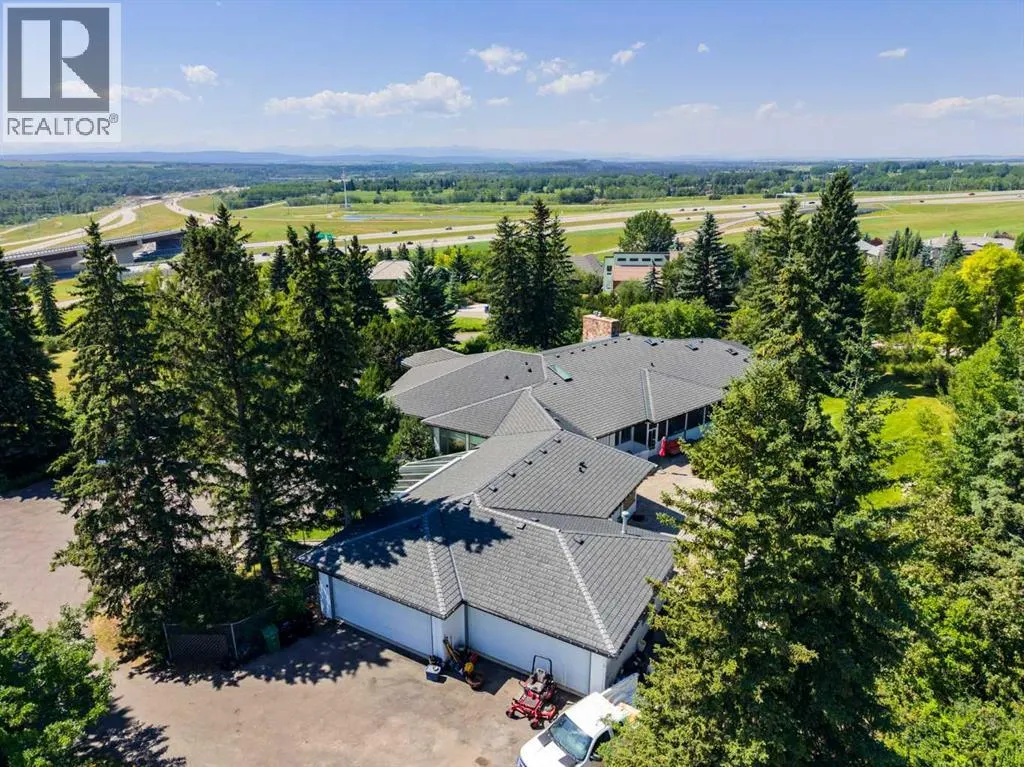 187 Slopeview Drive SW