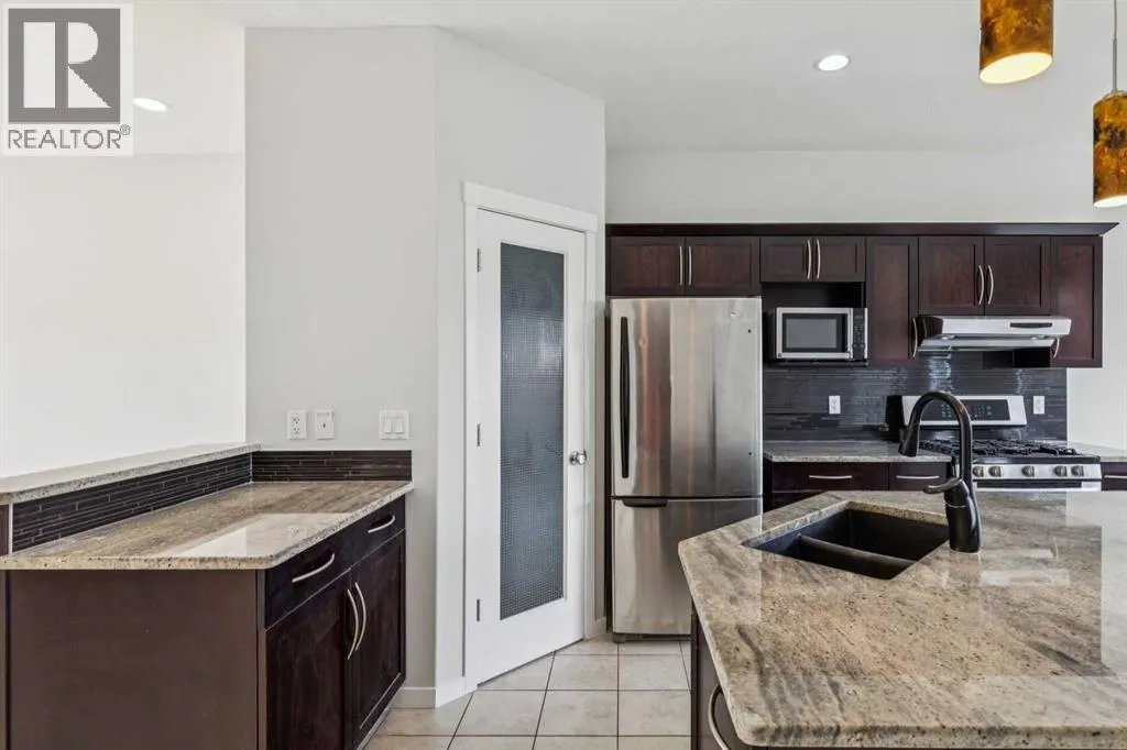 12 Autumn Court SE