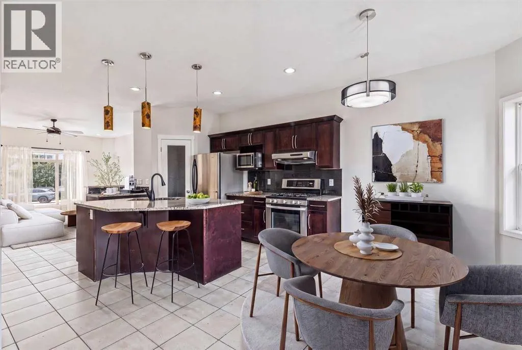 12 Autumn Court SE