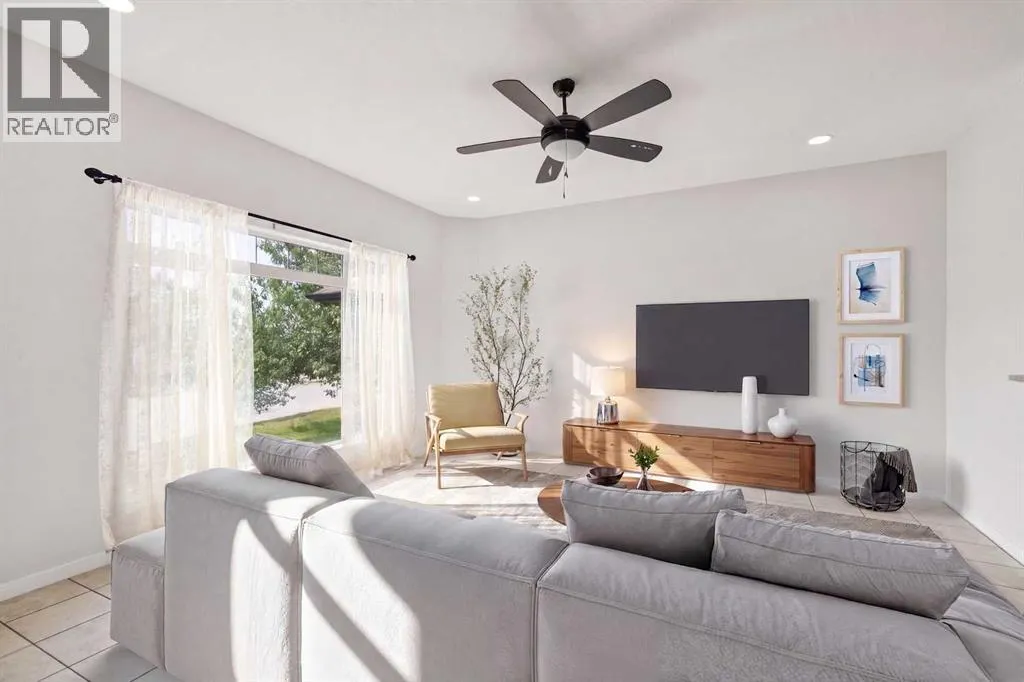 12 Autumn Court SE