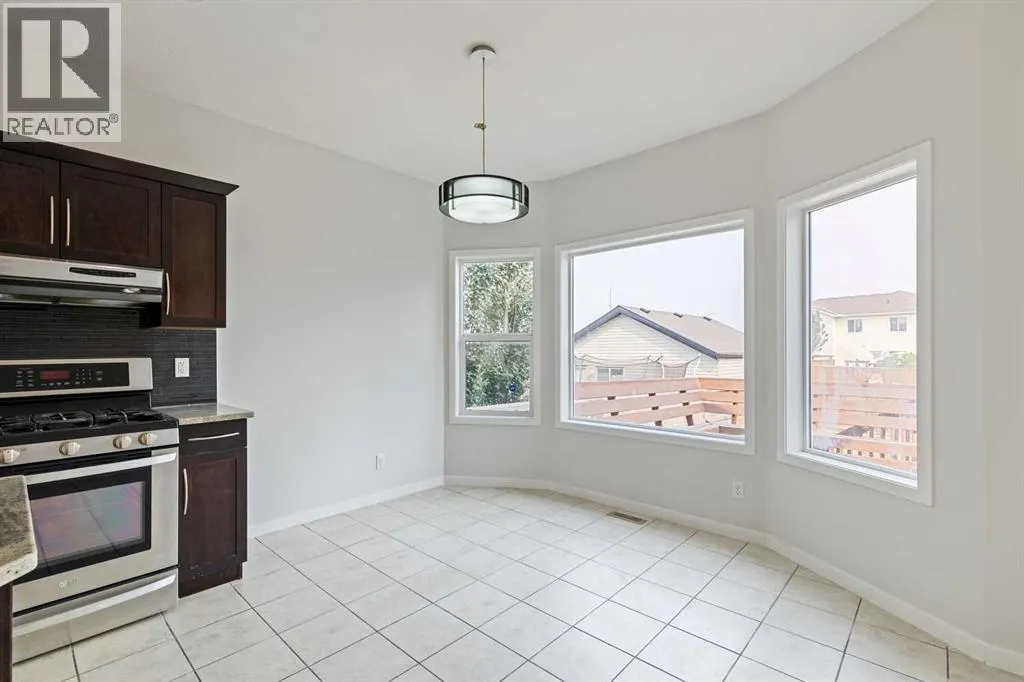 12 Autumn Court SE