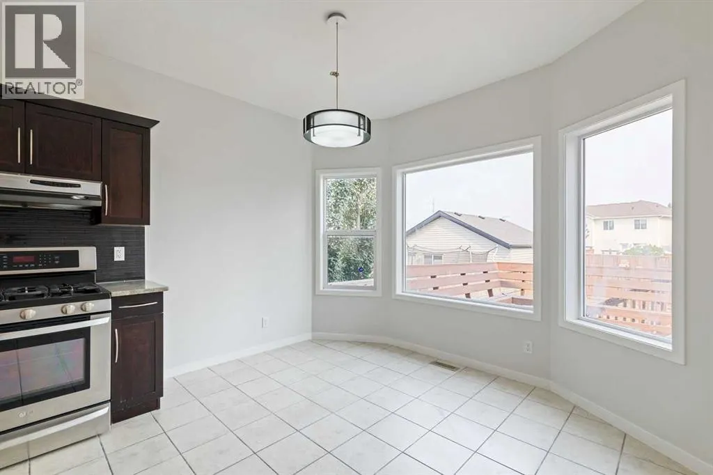 12 Autumn Court SE