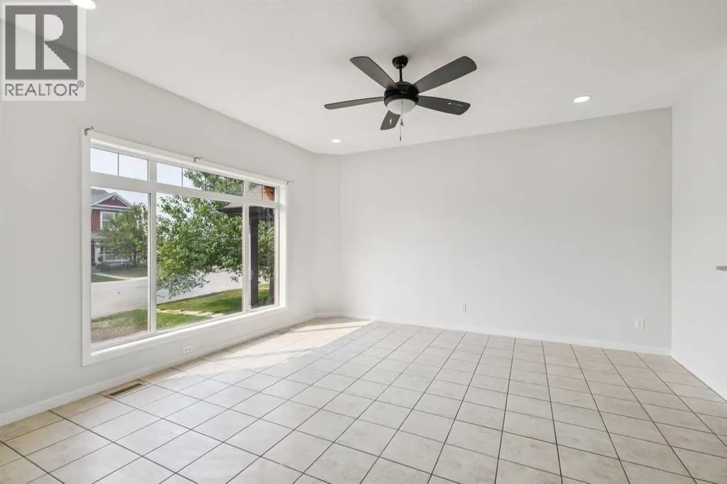 12 Autumn Court SE