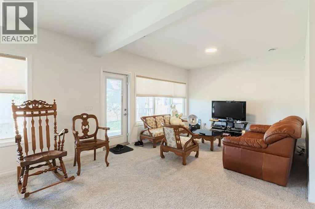 528 Legacy Woods Circle SE