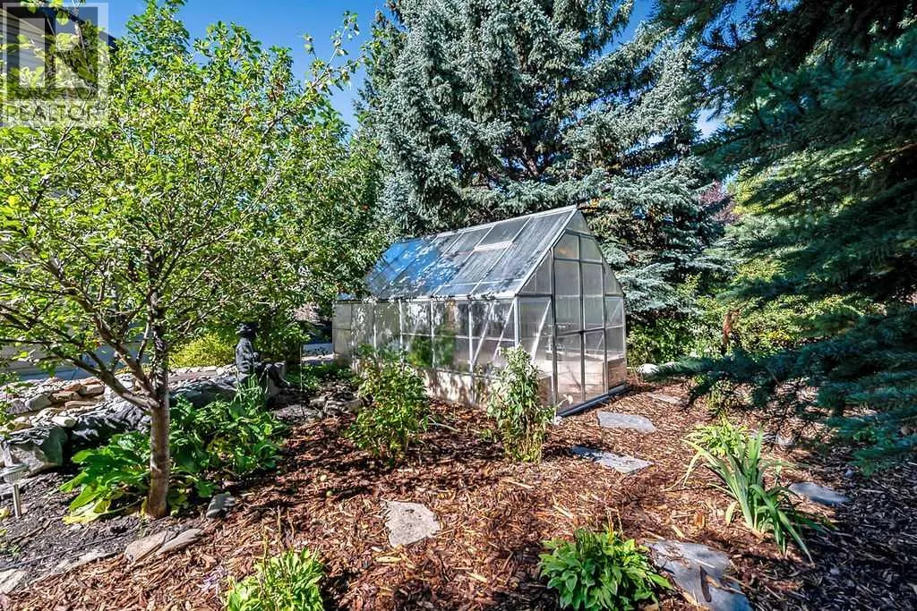 502 Suntree Place