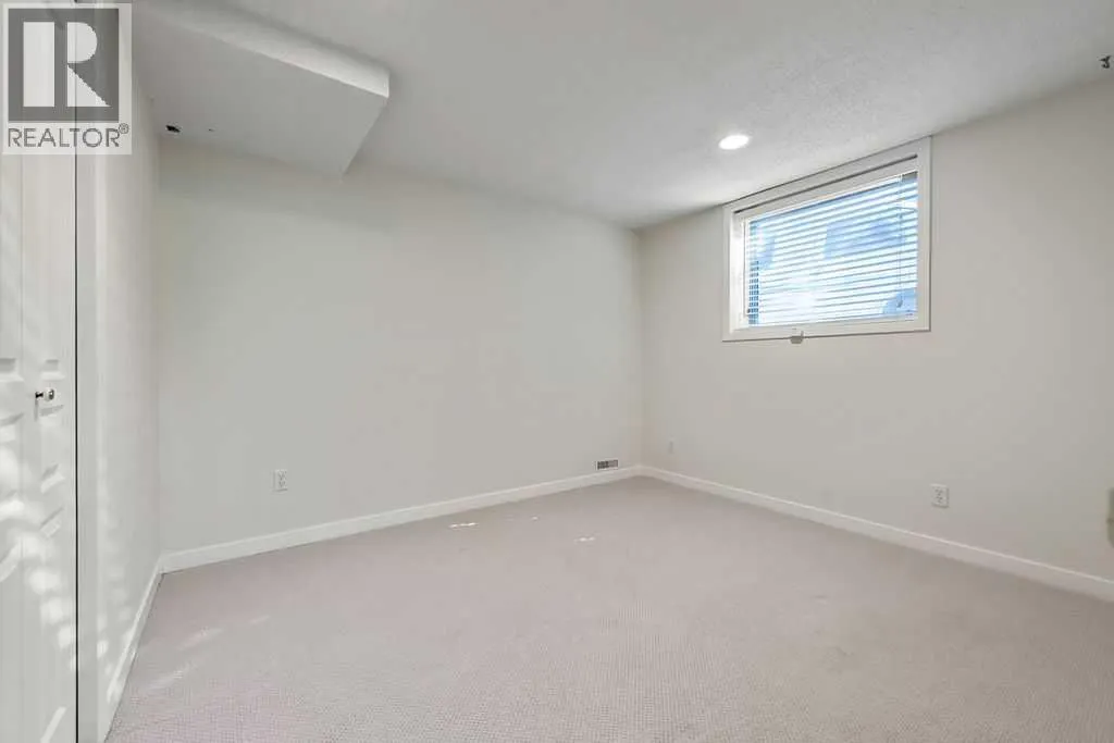 502 Suntree Place