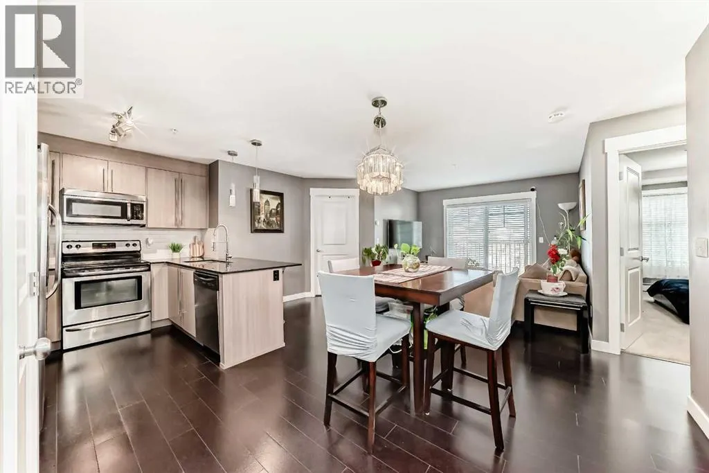 3313, 11 Mahogany Row SE