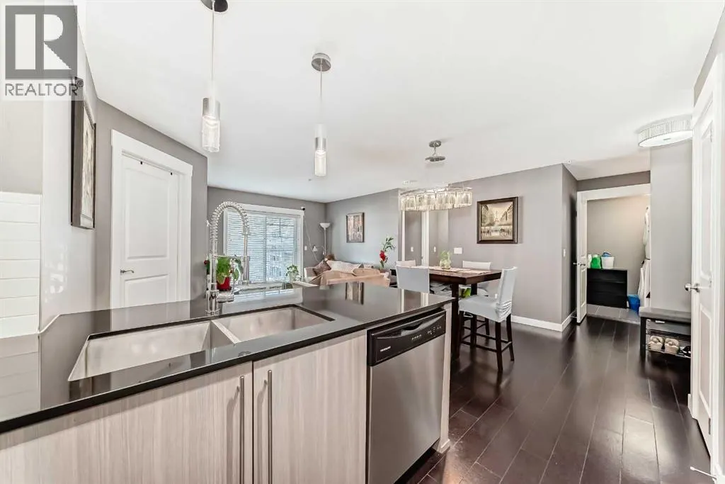 3313, 11 Mahogany Row SE