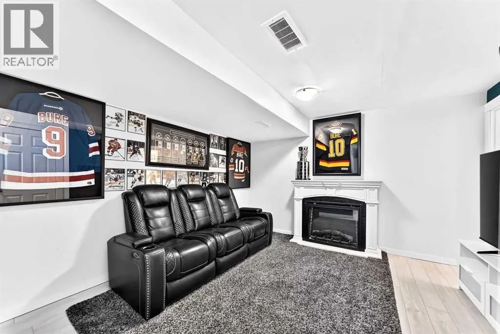 144 Copperstone Gardens