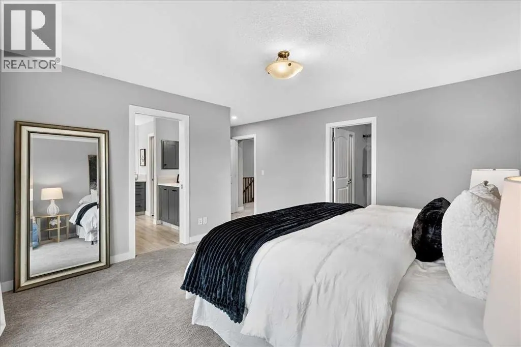137 Cranbrook Cove SE