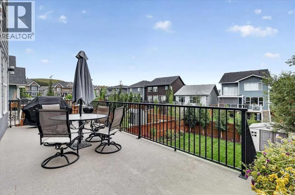 137 Cranbrook Cove SE