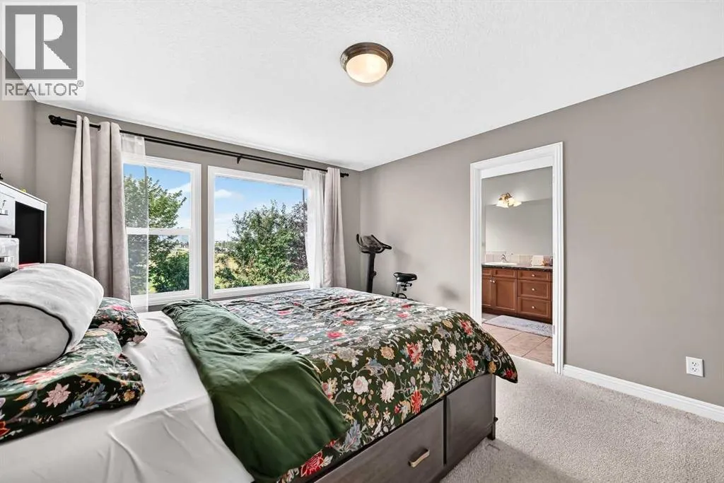 153 Cranleigh Bay SE