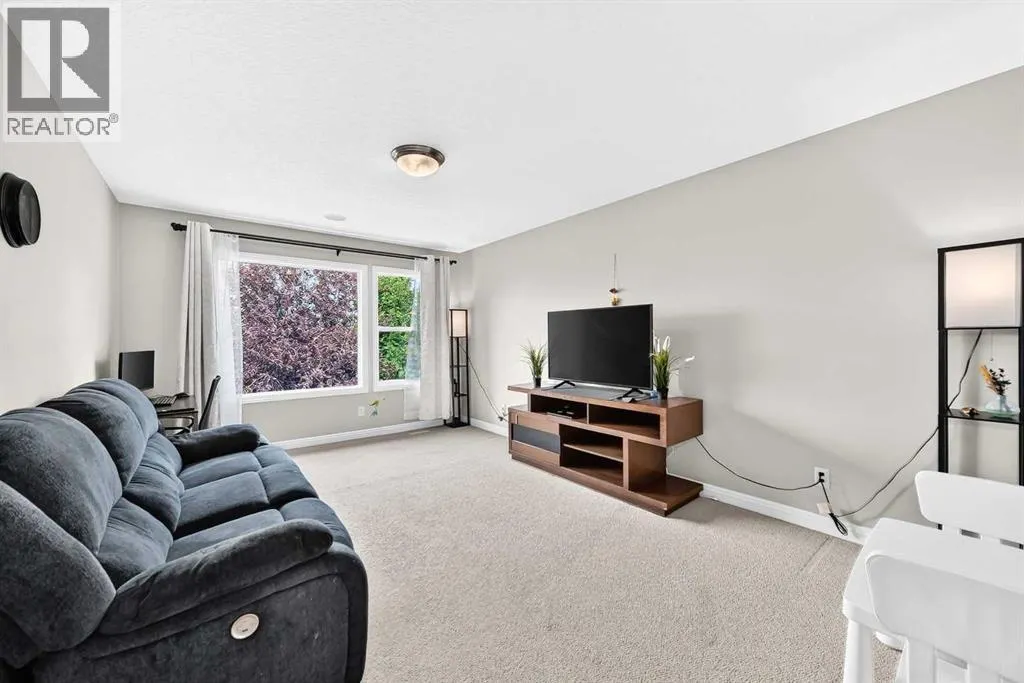 153 Cranleigh Bay SE