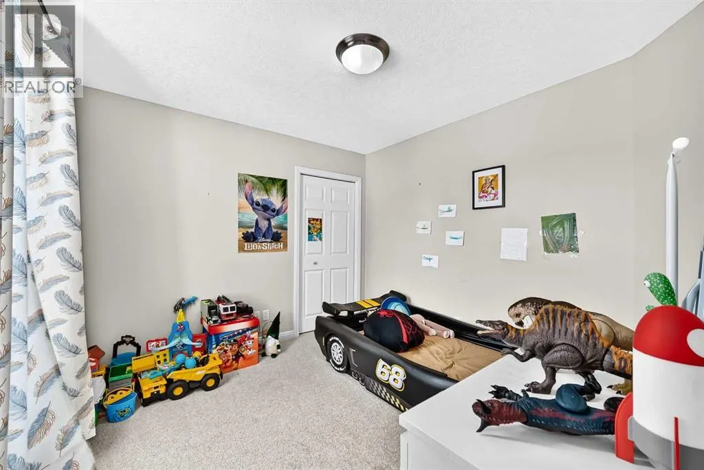 153 Cranleigh Bay SE