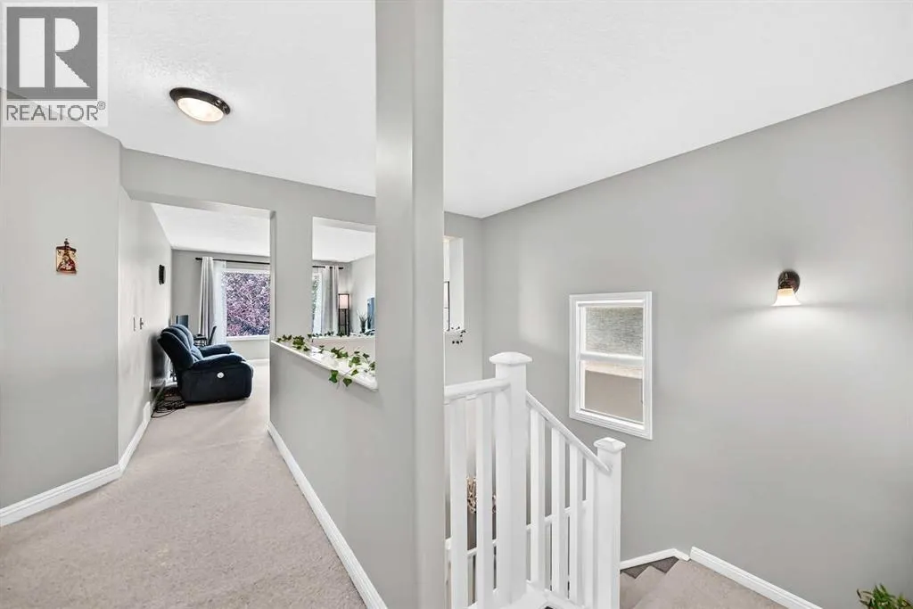 153 Cranleigh Bay SE
