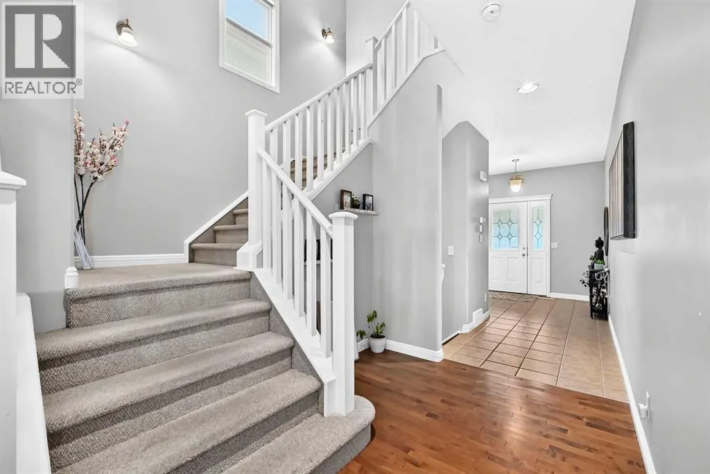 153 Cranleigh Bay SE