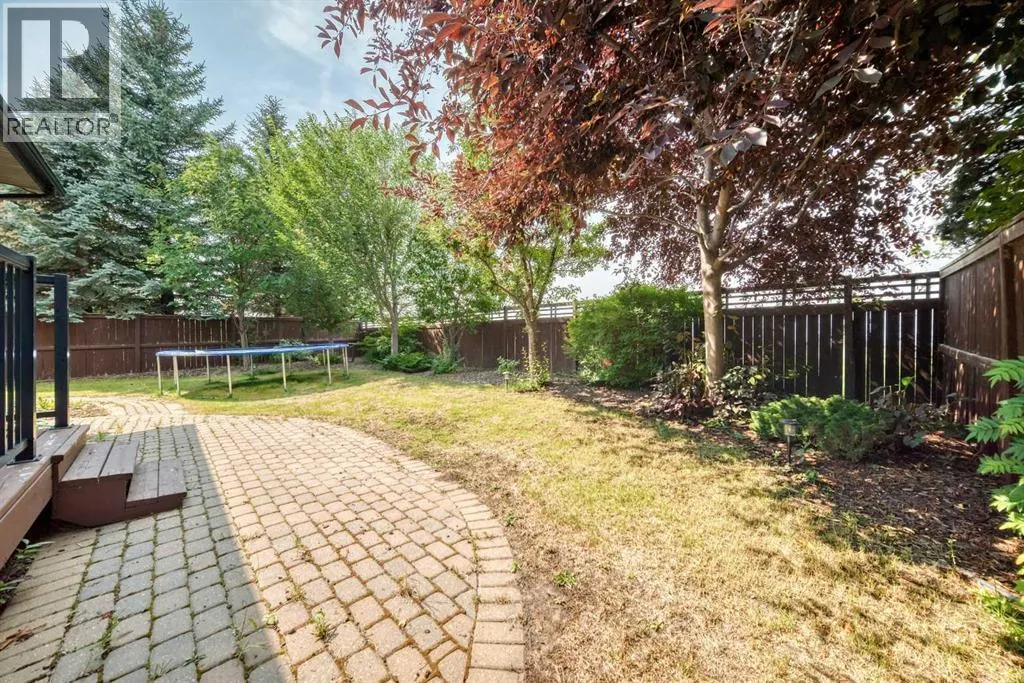 153 Cranleigh Bay SE