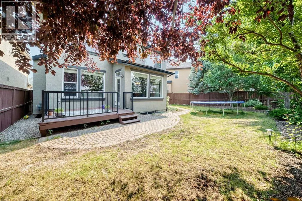 153 Cranleigh Bay SE