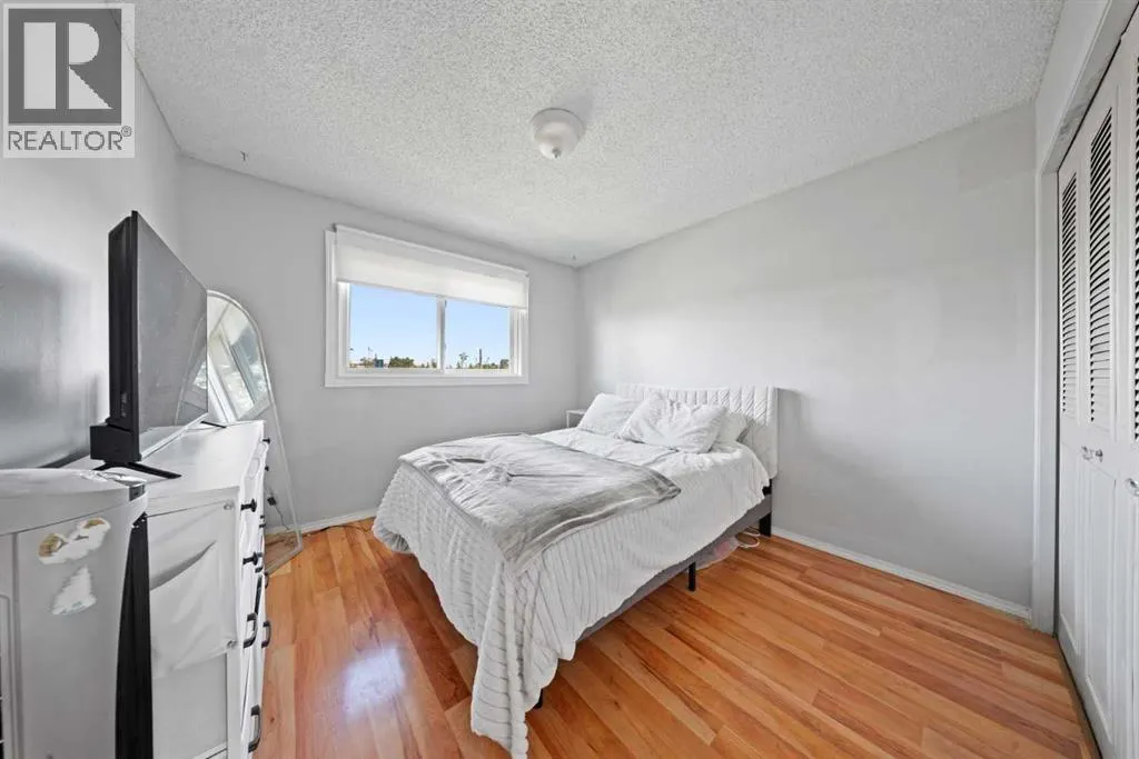 32 Shawmeadows Road SW