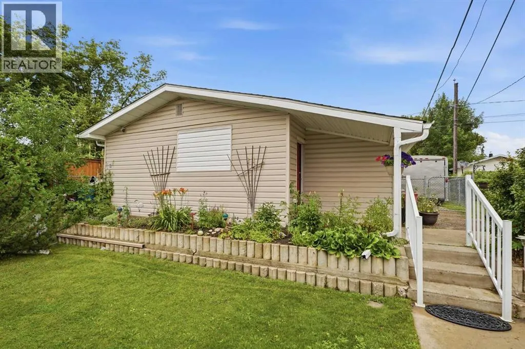 27 Fir Street