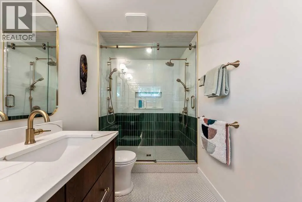 2011 Palliser Drive SW