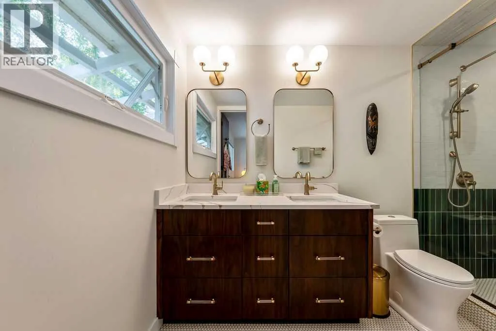 2011 Palliser Drive SW