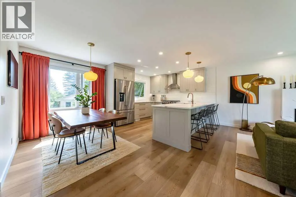 2011 Palliser Drive SW