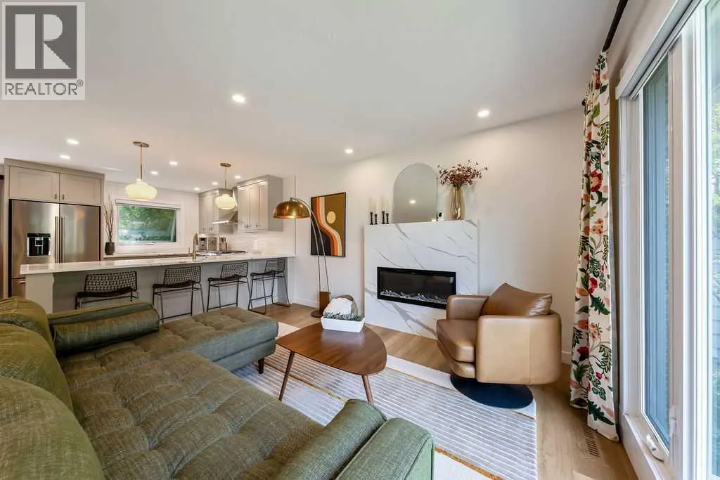2011 Palliser Drive SW