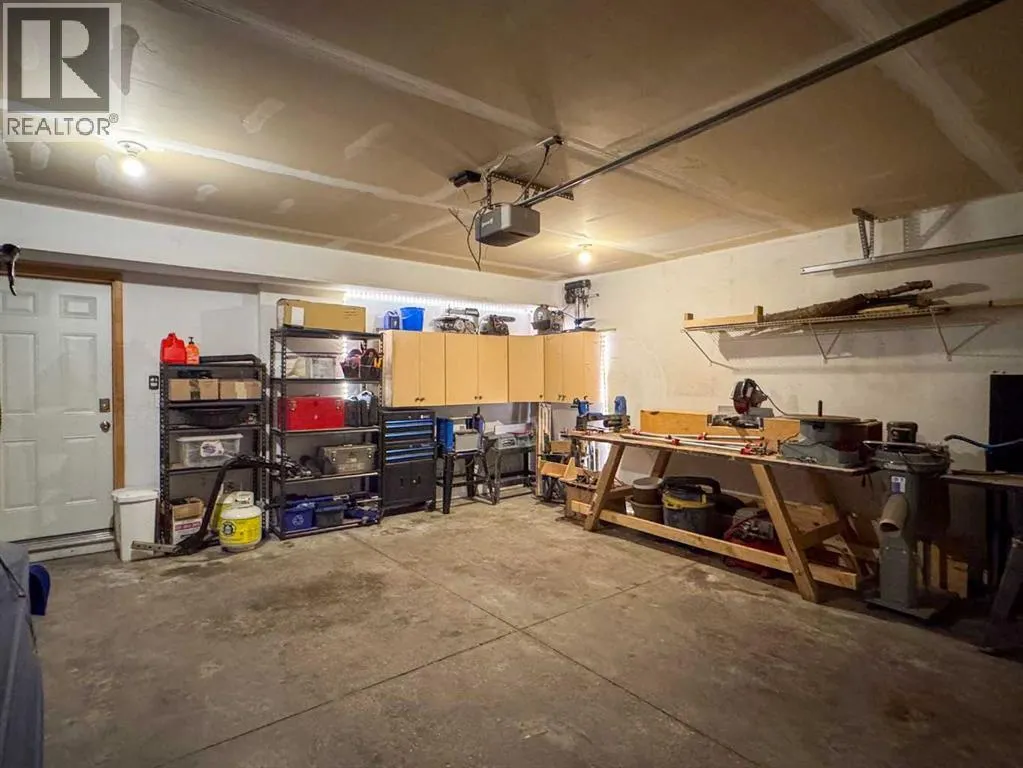 457 Elgin Gardens SE