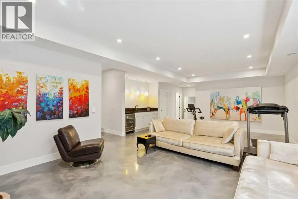 23 Elveden Park SW