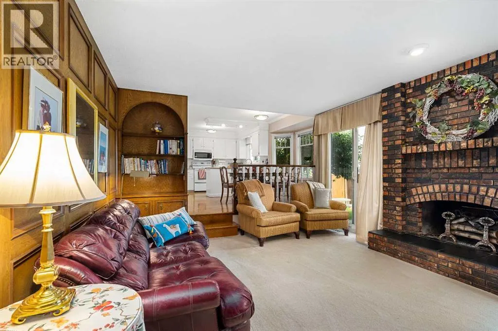 152 Templewood Road NE