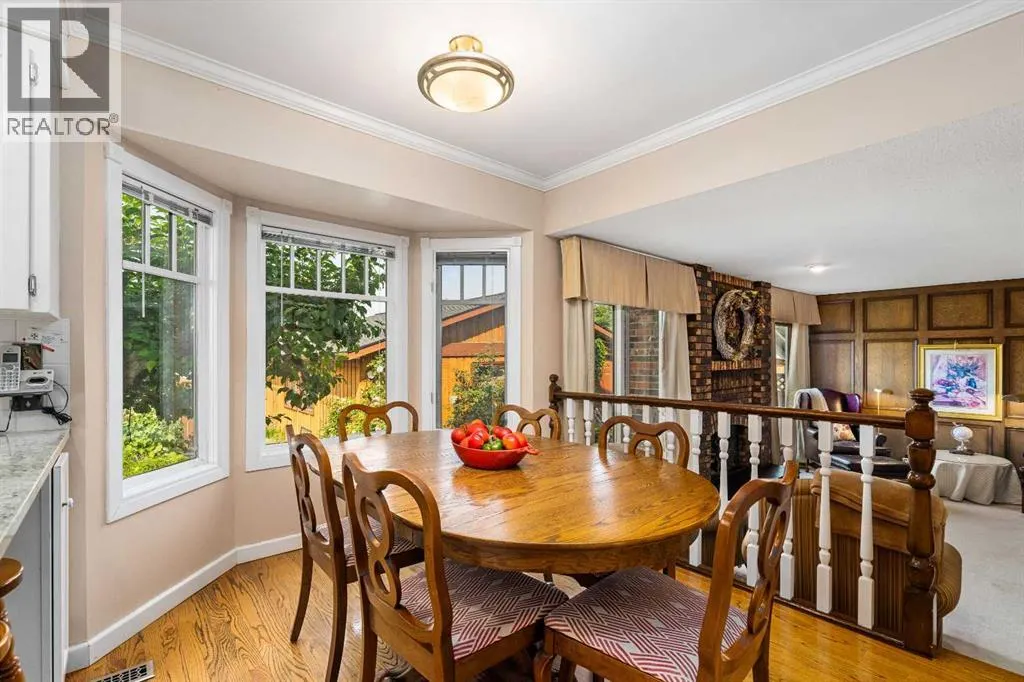 152 Templewood Road NE