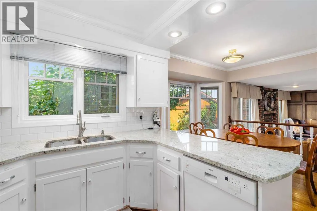 152 Templewood Road NE