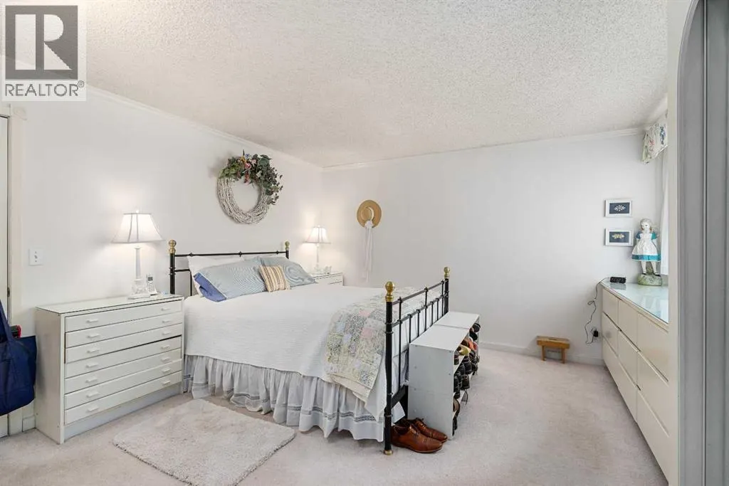 152 Templewood Road NE