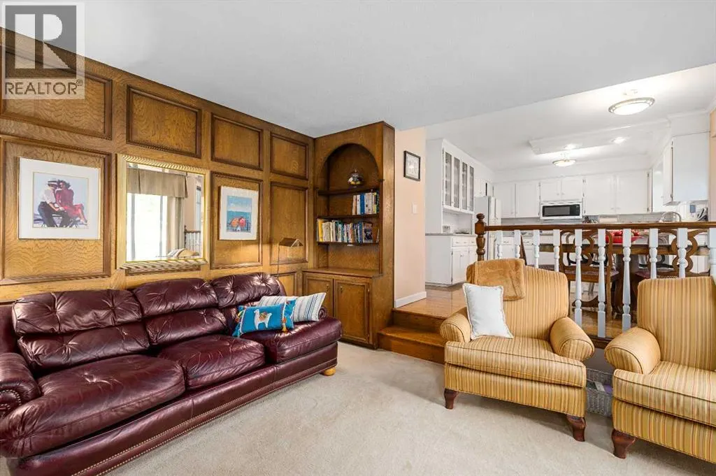 152 Templewood Road NE