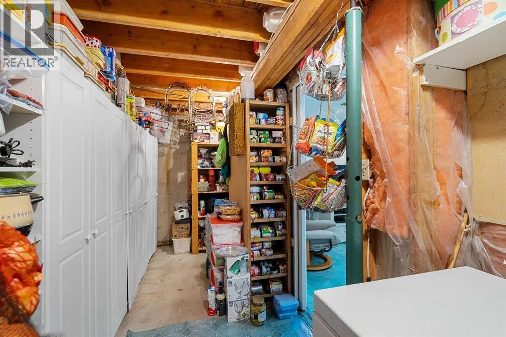 152 Templewood Road NE