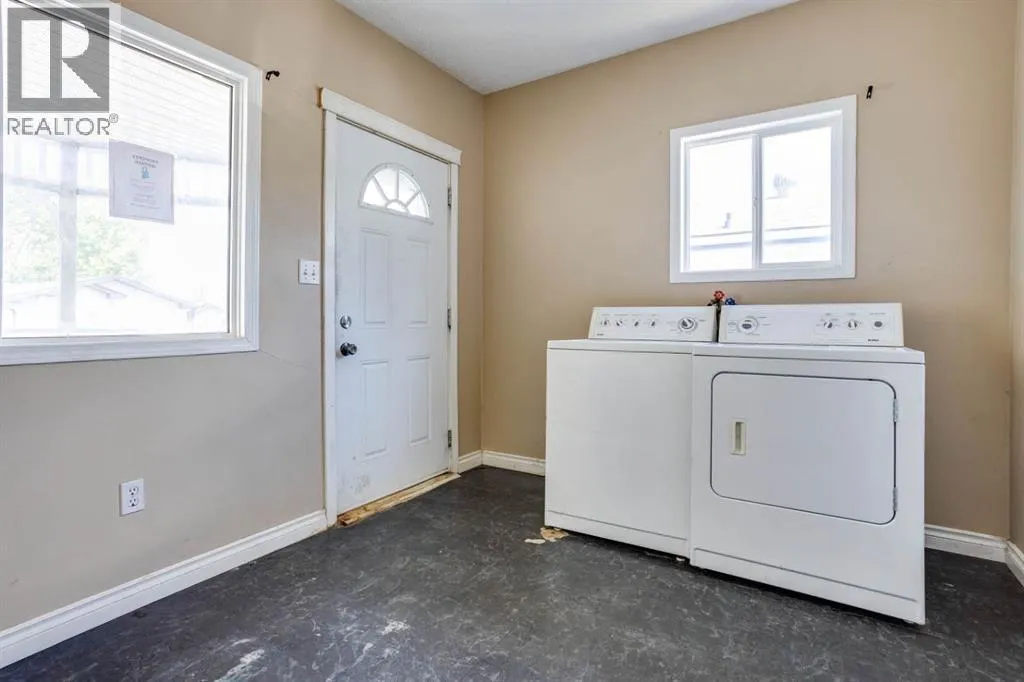 368 Grey Crescent