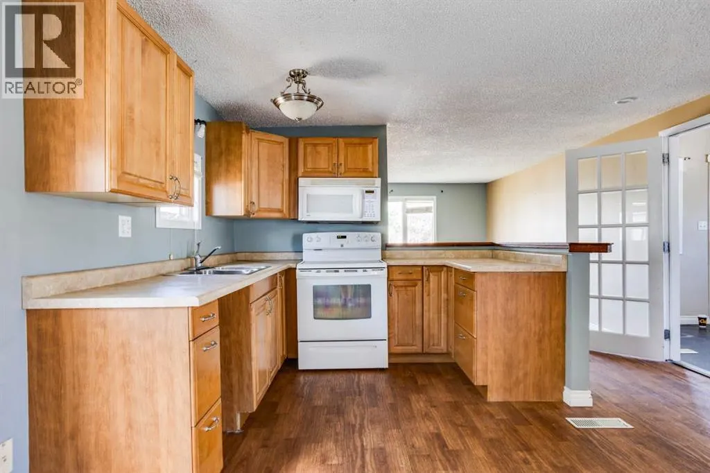368 Grey Crescent