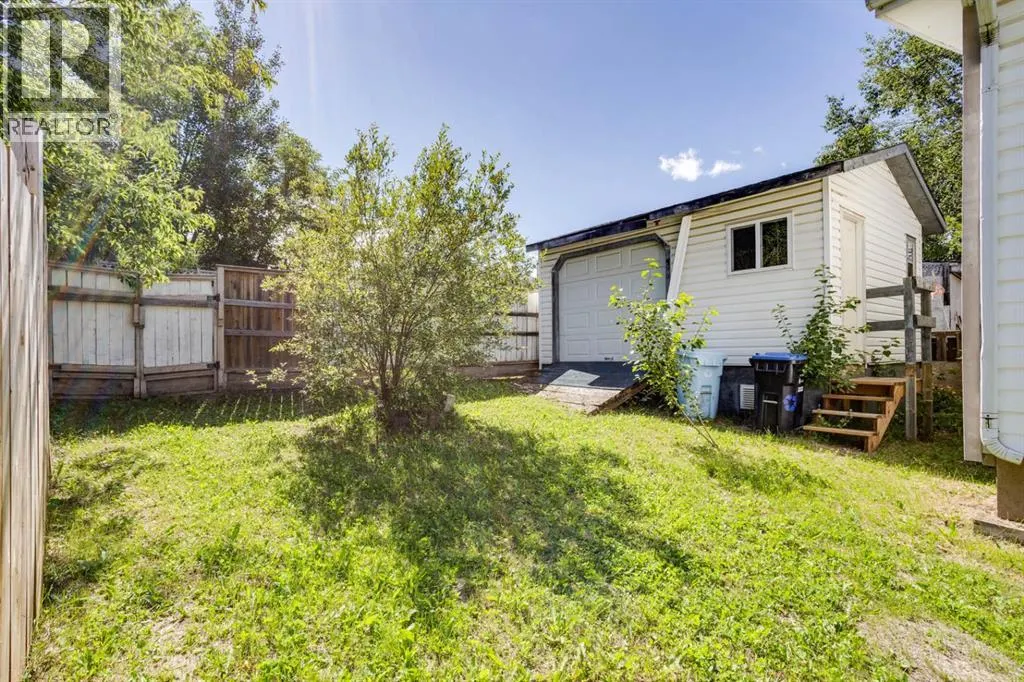 368 Grey Crescent