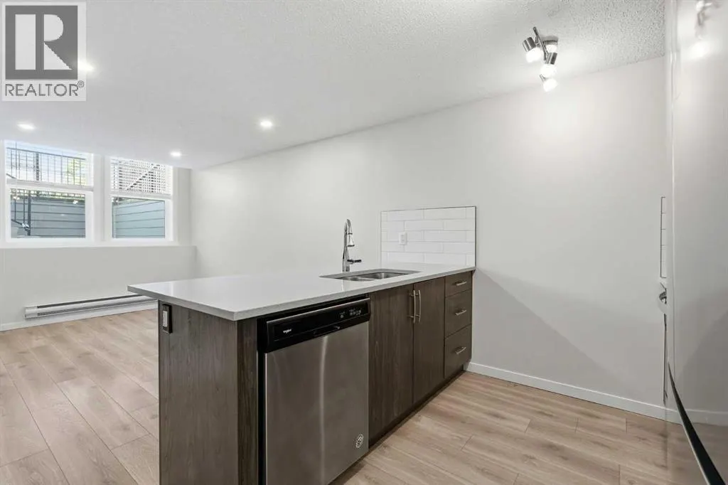 124 Cranbrook Square SE