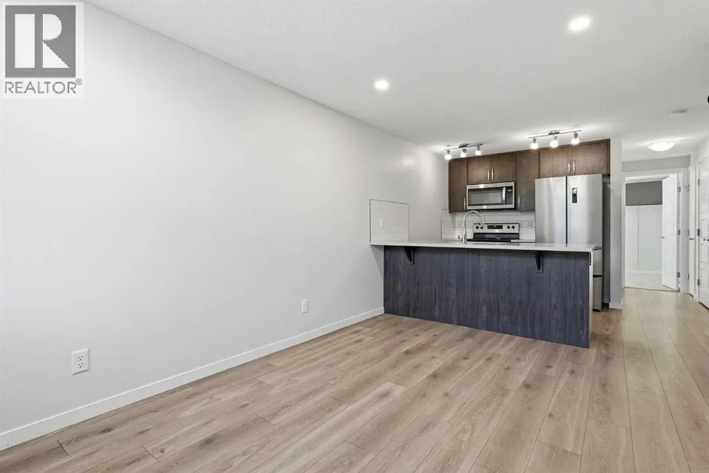124 Cranbrook Square SE