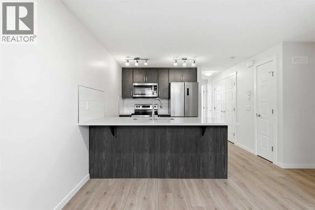 124 Cranbrook Square SE