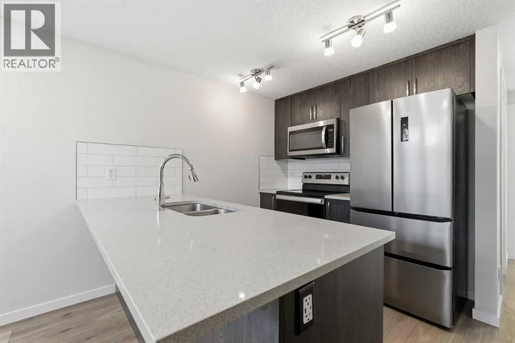 124 Cranbrook Square SE