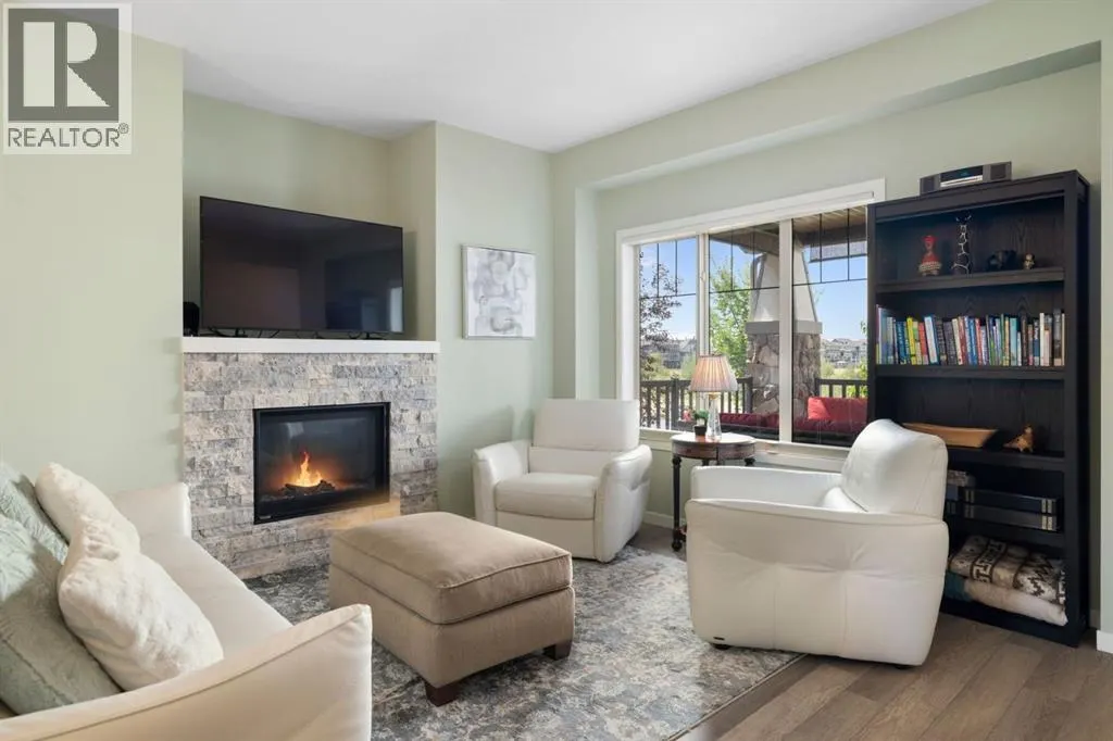 719 Mahogany Boulevard SE