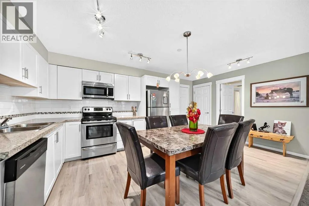 5210, 279 Copperpond Common SE