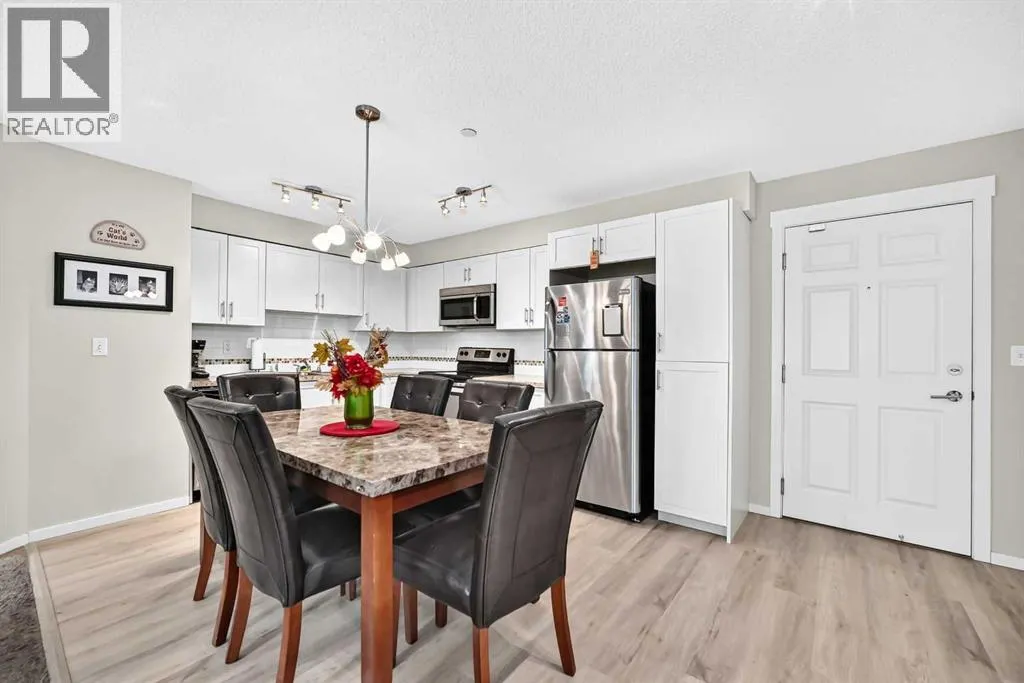 5210, 279 Copperpond Common SE