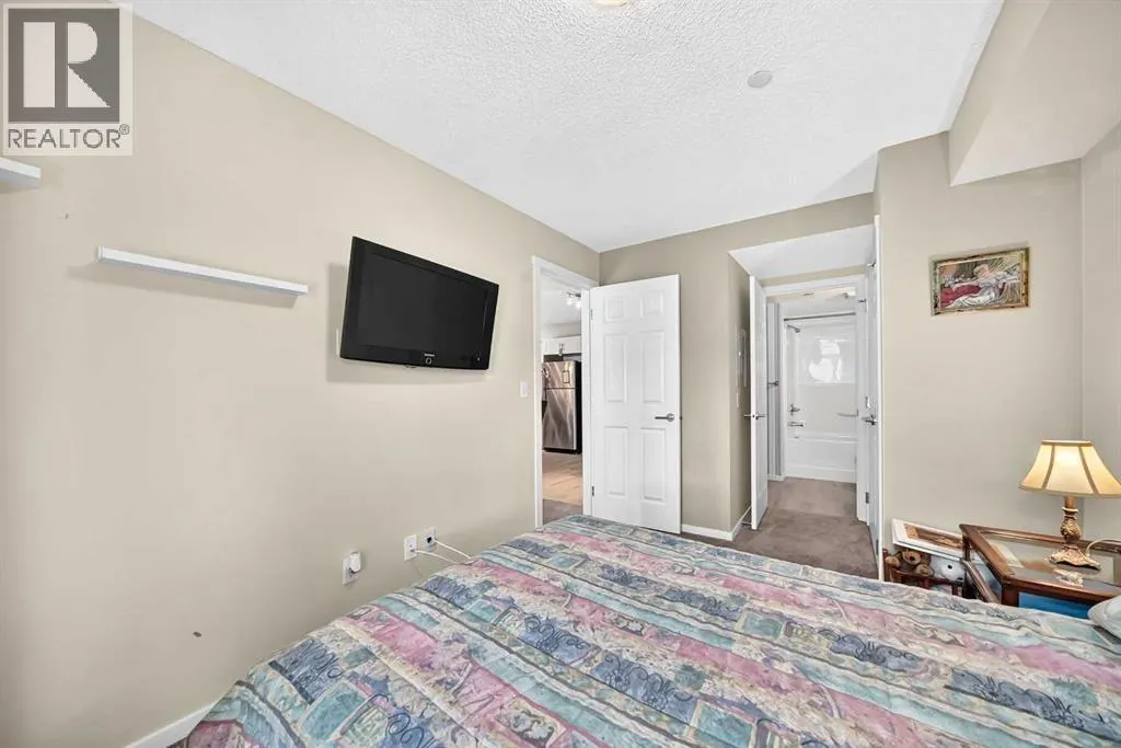 5210, 279 Copperpond Common SE