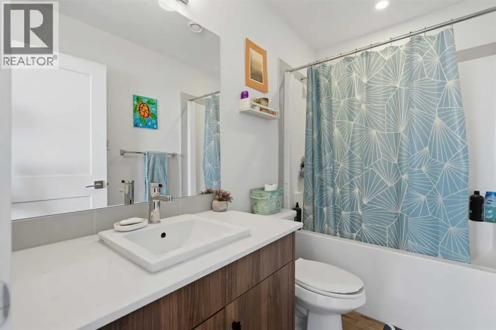 5112, 200 Seton Circle SE
