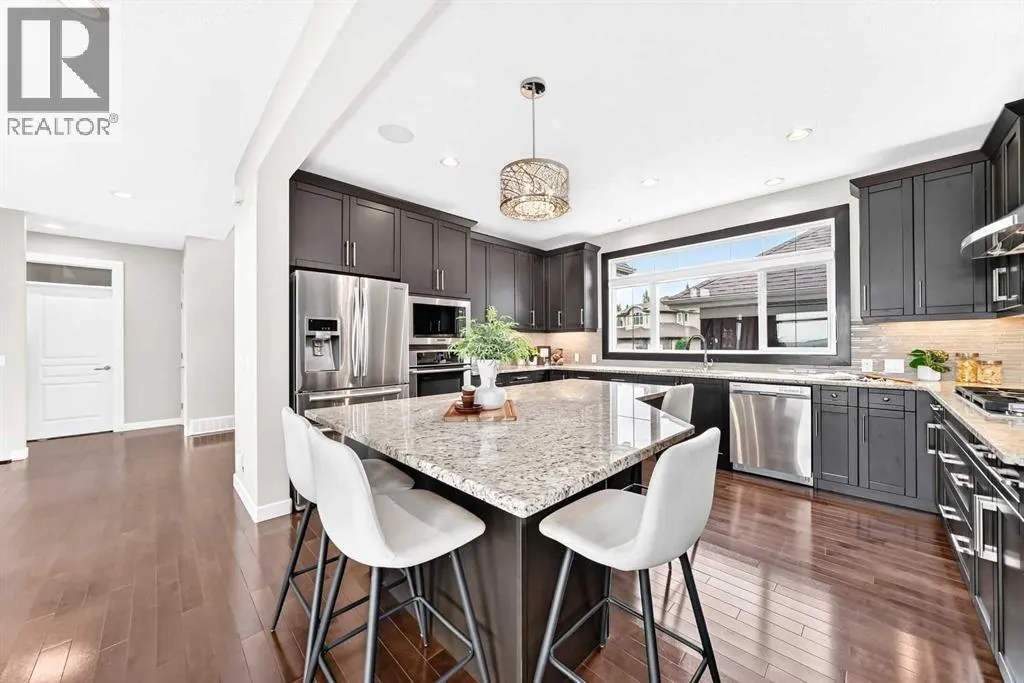 96 Cranarch Heights SE