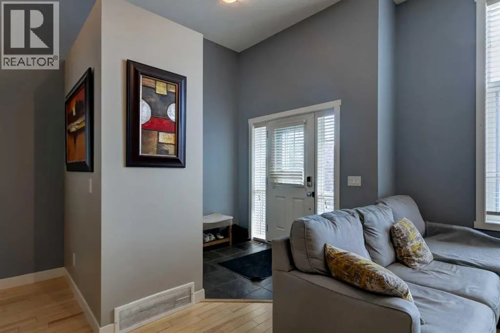 6 Elgin Meadows Road SE